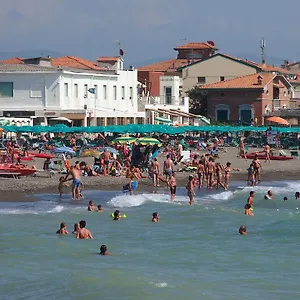 Aurora 3*, Marina di Cecina Italie